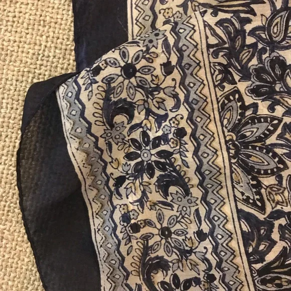 Large Floral Patterned Silk Scarf/Wrap in Blue, Cream and Gray - Picture 3 of 4